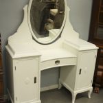 896 3038 DRESSING TABLE